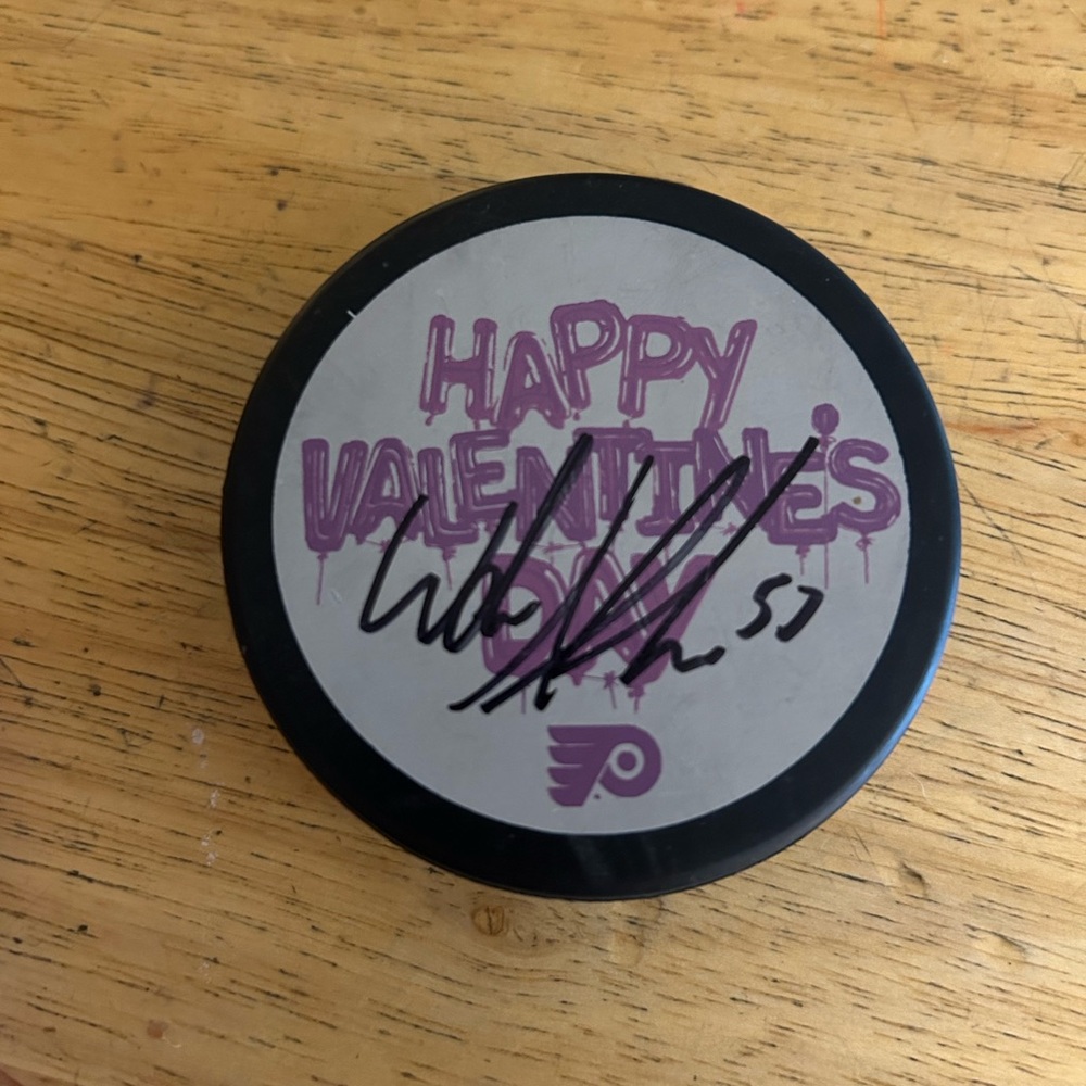 Philadelphia Flyers Valentine's Day autographed Hockey Puck